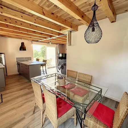 Lou Saltret Semesterbostad *